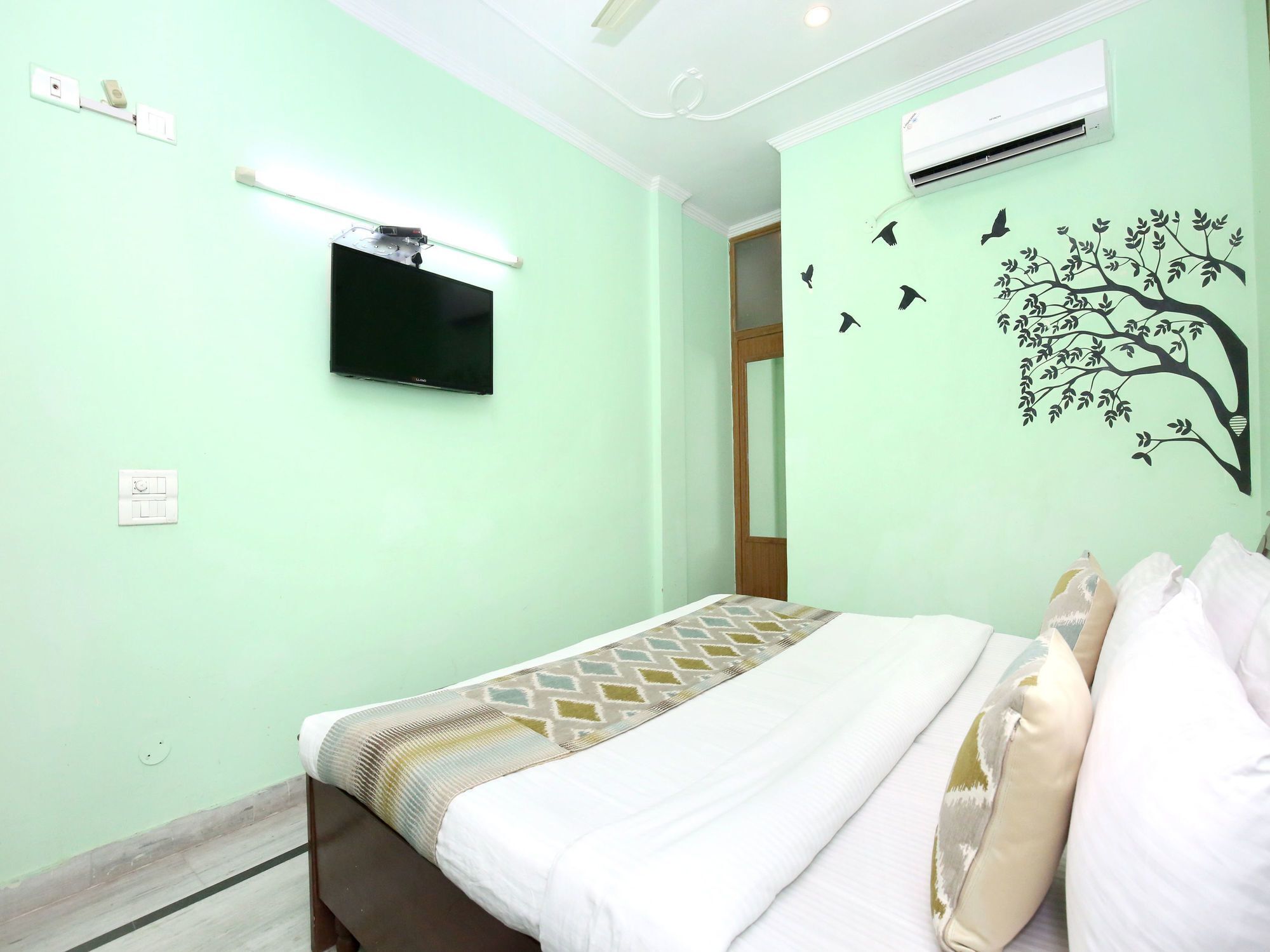 Oyo 6463 Hotel Dove Chandīgarh 外观 照片